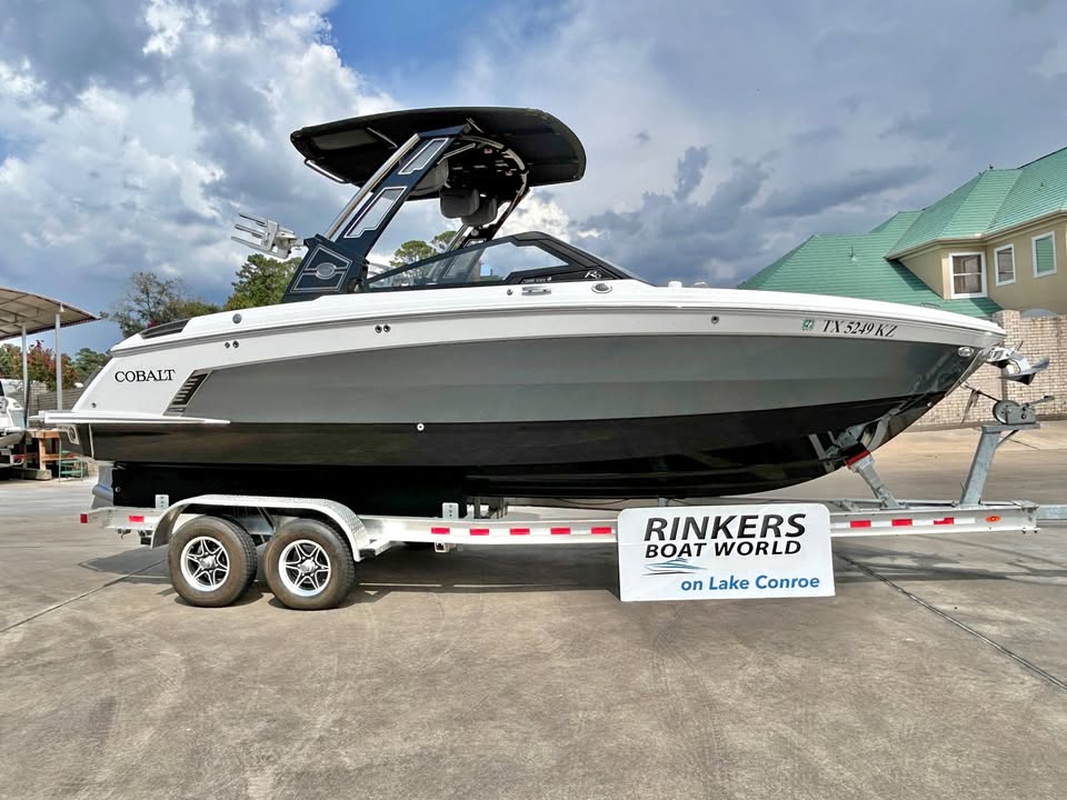 2024 Cobalt boats R6 SURF for sale in Montgomery, TX