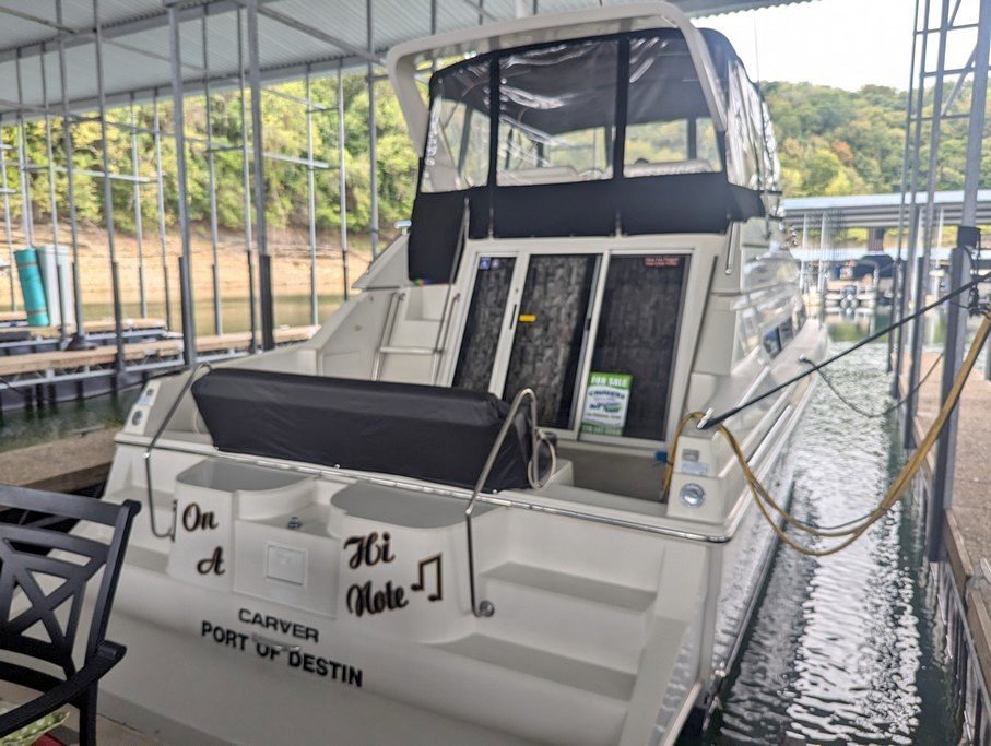 1997 Carver 380 Santego for sale in Russell Springs, KY