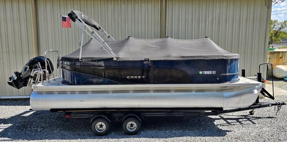 2023 Crest lx 220 slc for sale in Sevierville, TN