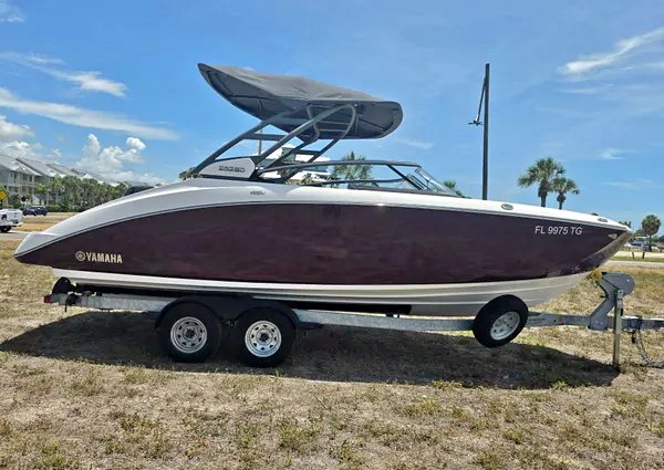 2022 Yamaha 252SD for sale in Miami, FL