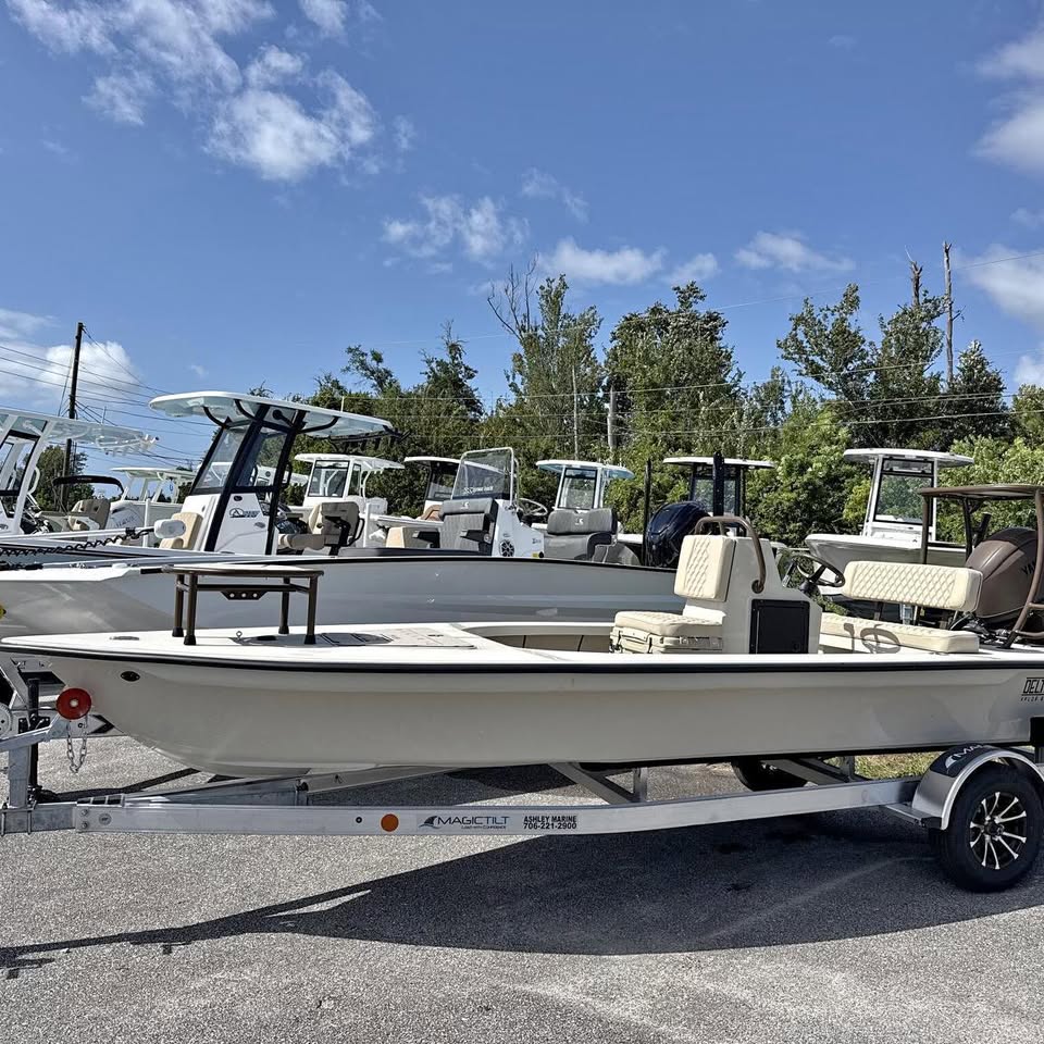 2027 Delta Boatworks D18 CC Guide Series GUIDE SERIES for sale in Pensacola, FL