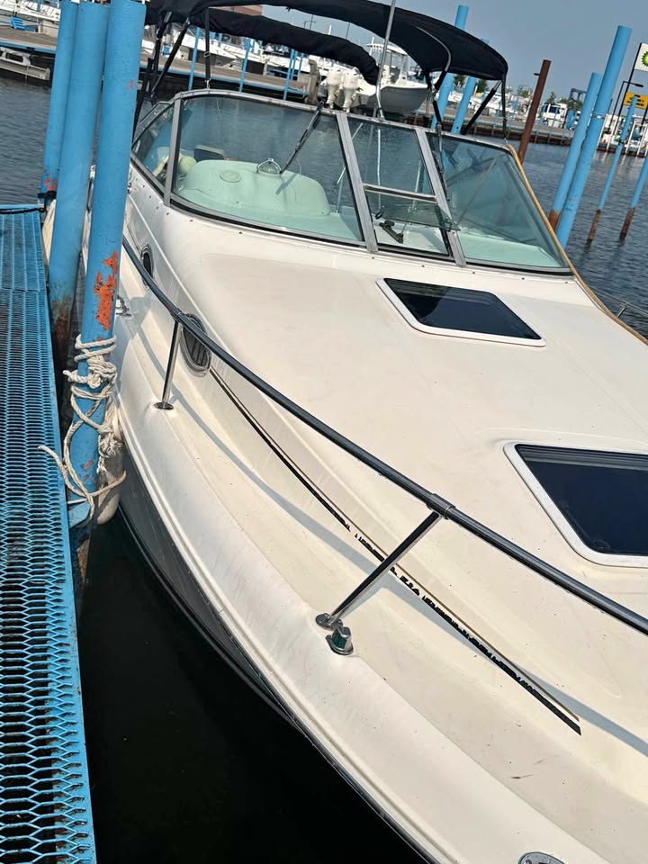 1997 Sea Ray 270 Sundancer for sale in St Clair Shores, MI