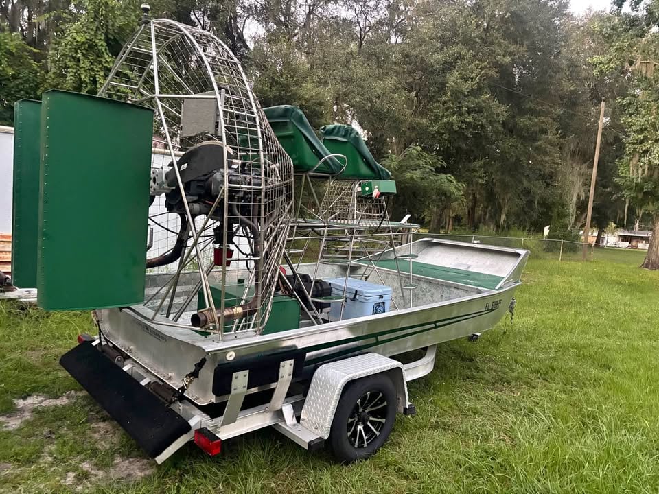 13’6” aluminum w poly for sale in Webster, FL