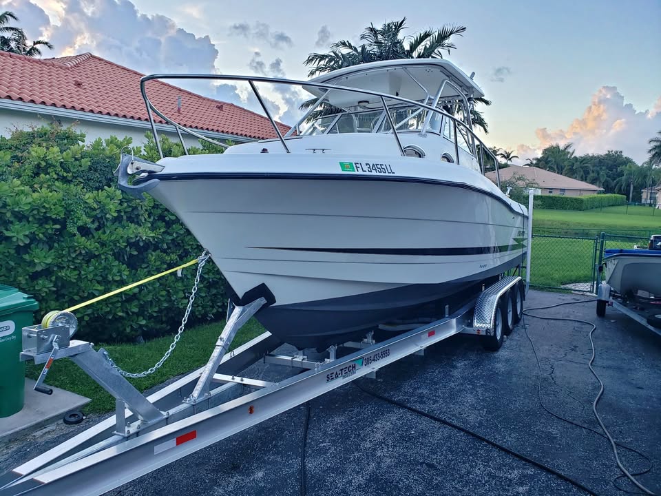 2001 Hydra-Sports 2800 vector - walkaround for sale in Palmetto Bay, FL