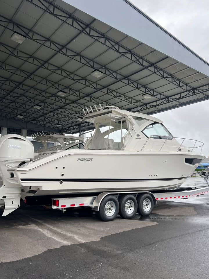 2027 Pursuit 325 Off Shore for sale in Orlando, FL
