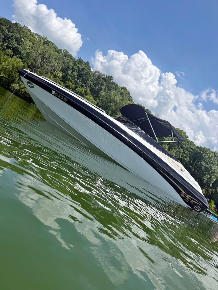 1999 Crownline 225 LPX 7.4l for sale in Kansas City, KS