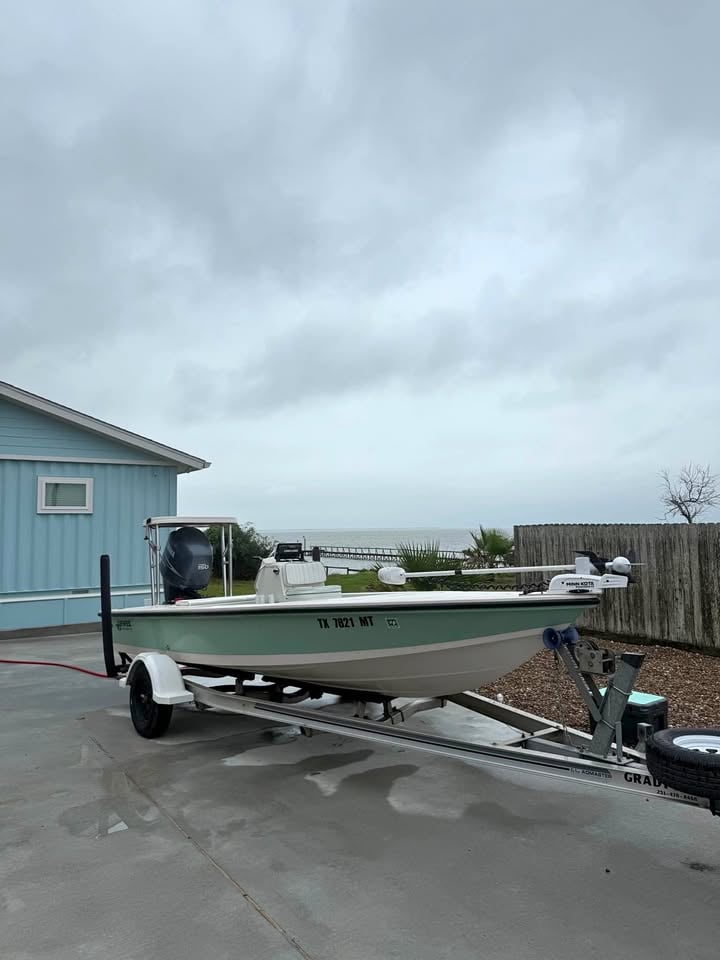 18ft Hewes Redfisher for sale in Cameron, TX