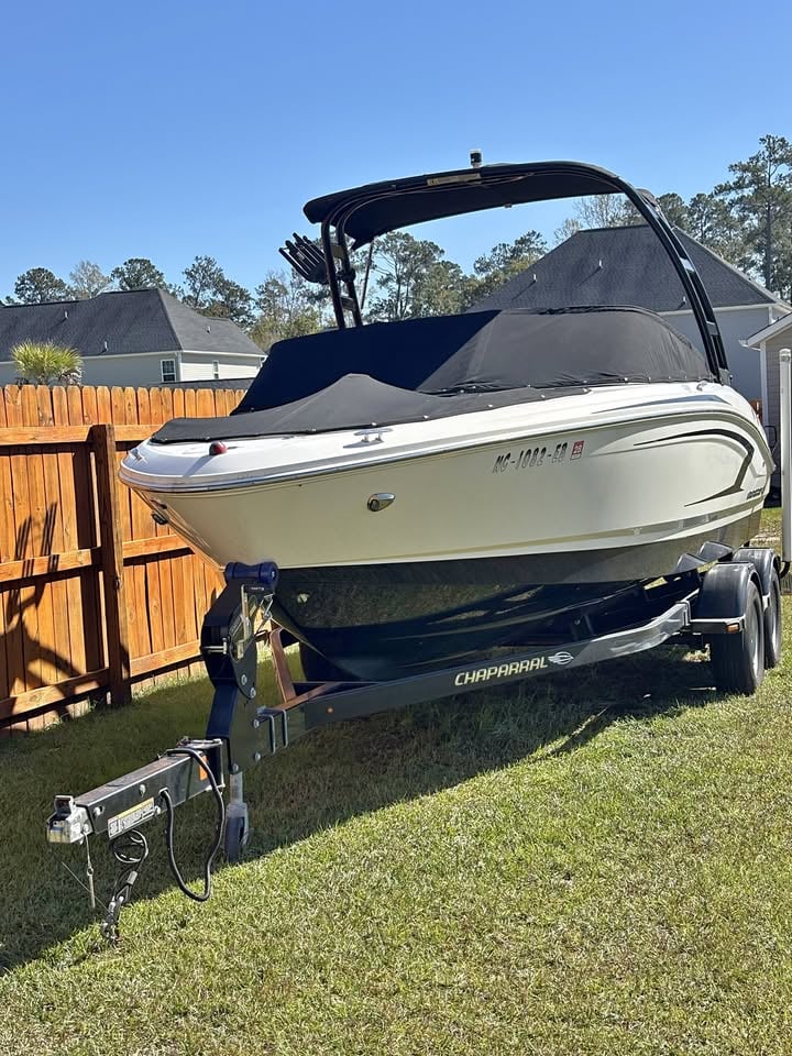 2015 Chaparral 21" H2O Sport Deluxe for sale in New Bern, NC