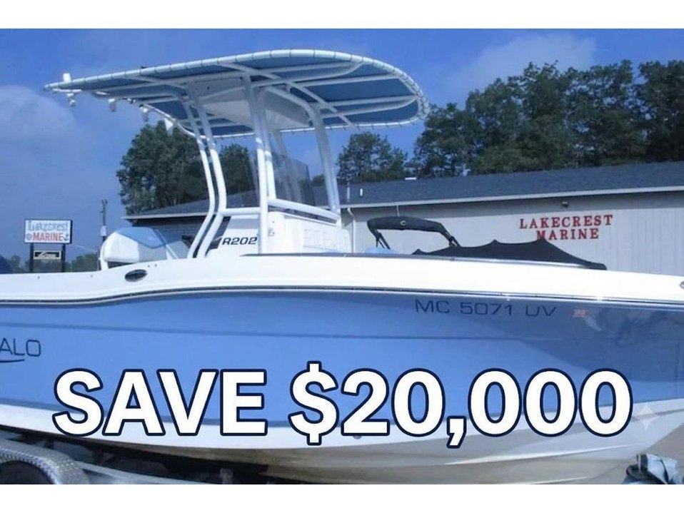 2023 Robalo R202 Explorer for sale in Grosse Pointe Shores, MI