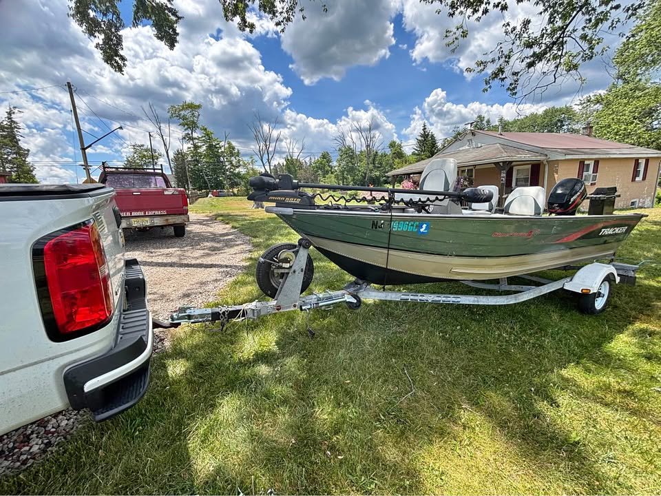 1997 Tracker Super Glide V16 with trailer for sale in Flemington, NJ
