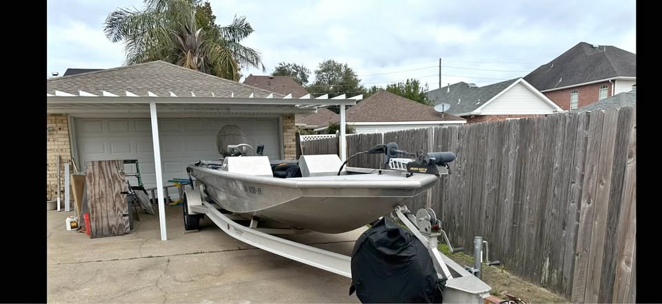 2011 Martinez aluminum boat for sale in Kenner, LA