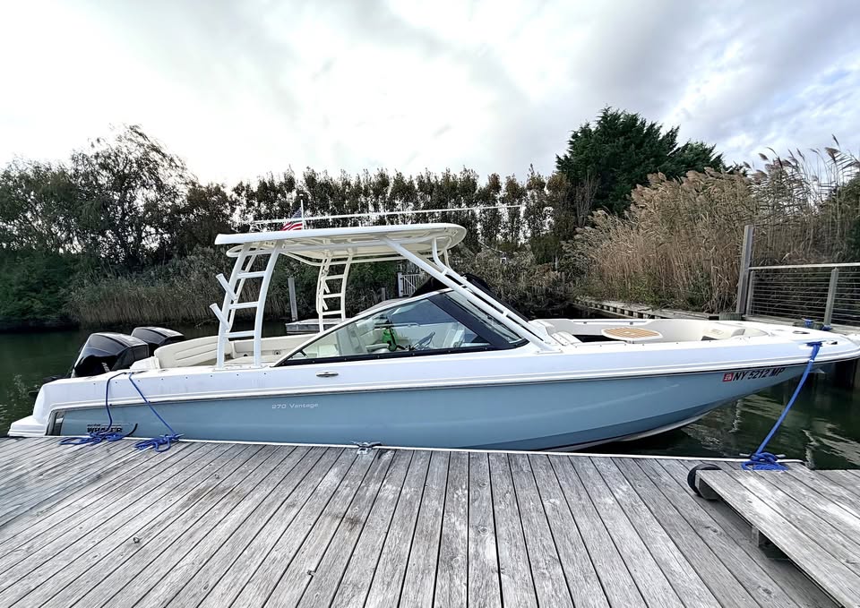 2019 Boston Whaler 270 Vantage for sale in Westhampton Beach, NY