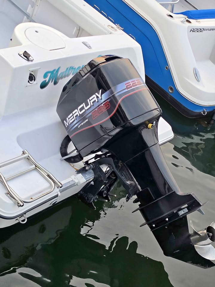 1998 aquasport 225 explorer for sale in Bristol, RI