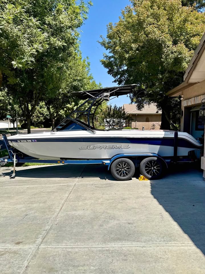2001 Ski Supreme v210 medalist for sale in Visalia, CA