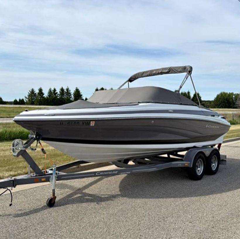 2017 Crownline 215 for sale in Darien, WI