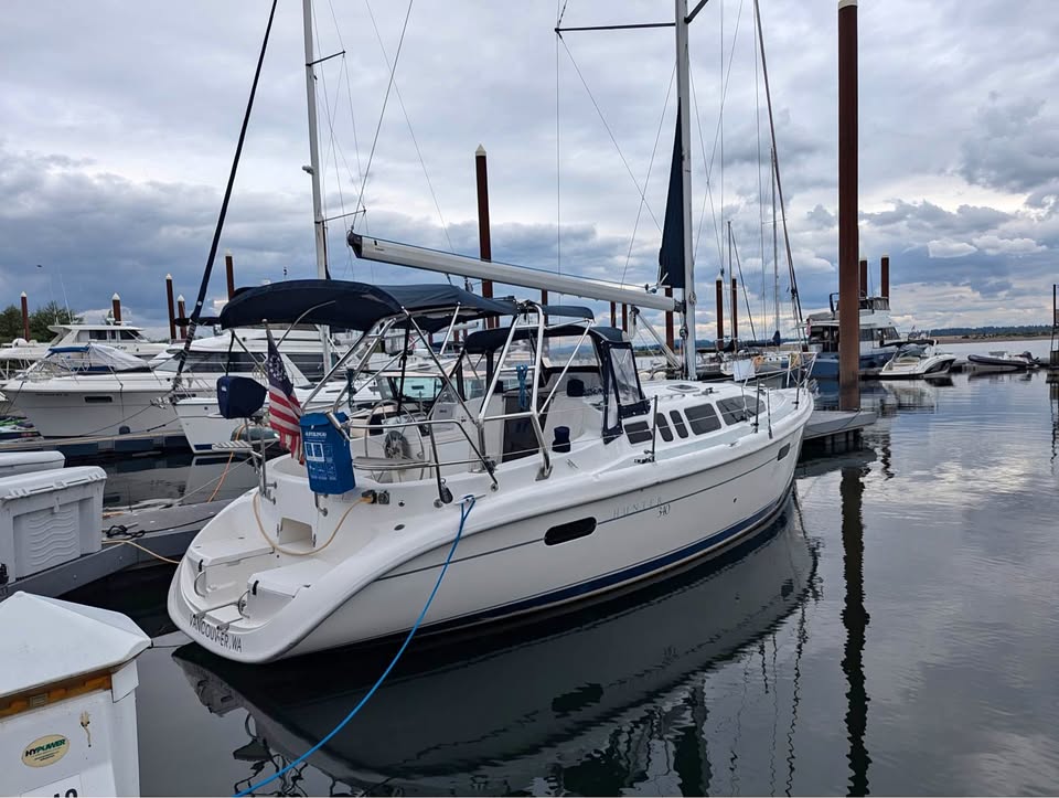 Hunter 340 ⛵️ 33 ft Sailboat for sale in Vancouver, WA