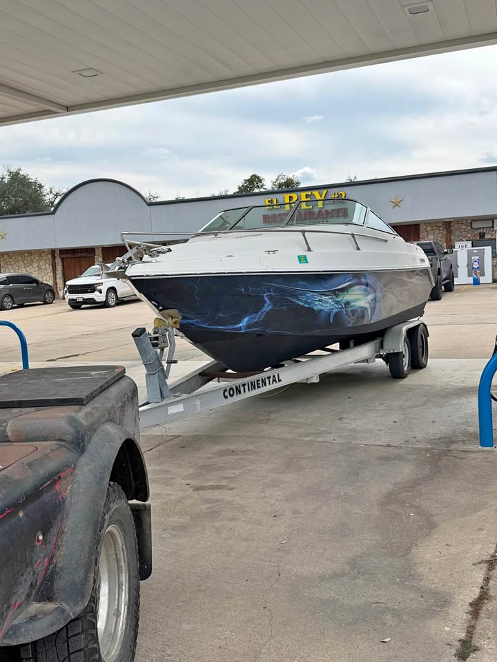Thompson Carrera 2200 for sale in Johnson City, TX