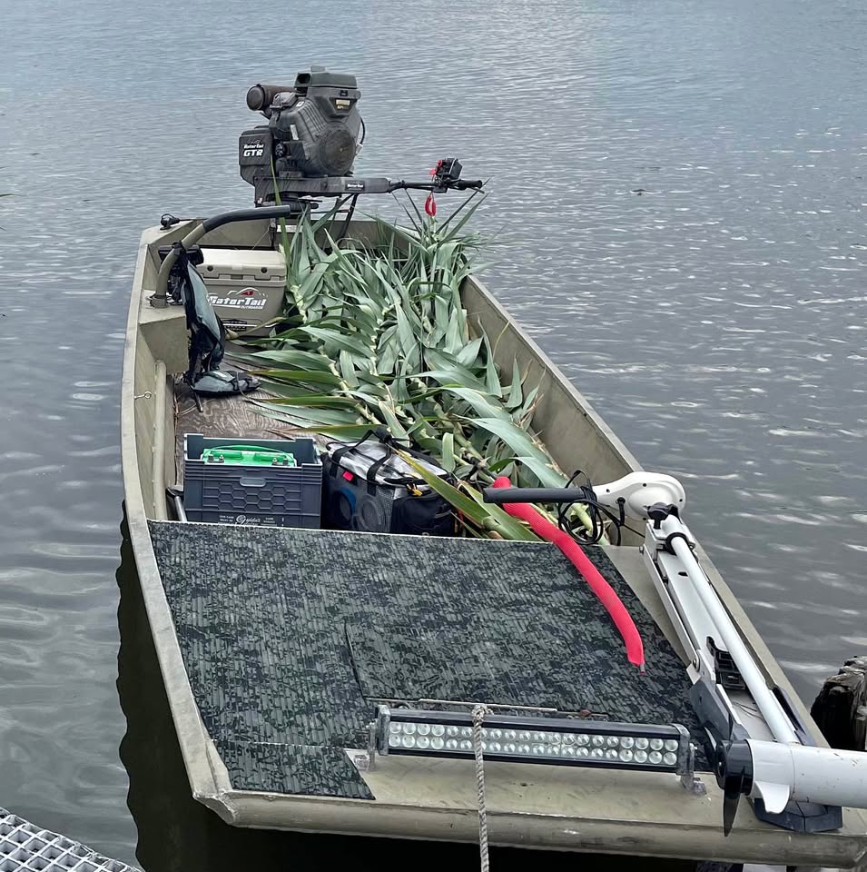 2017 37 Gatortail / 1748 Custom boat with trailer for sale in Houma, LA