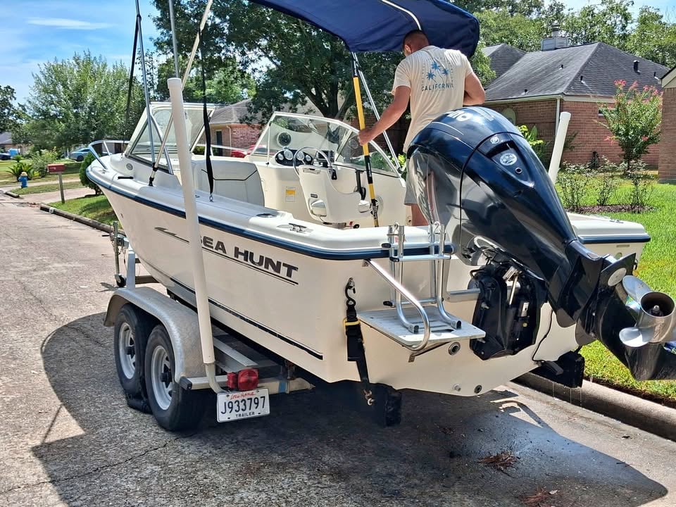 2004 Sea hunt s200 dual console new motor 2016 for sale in Houston, TX