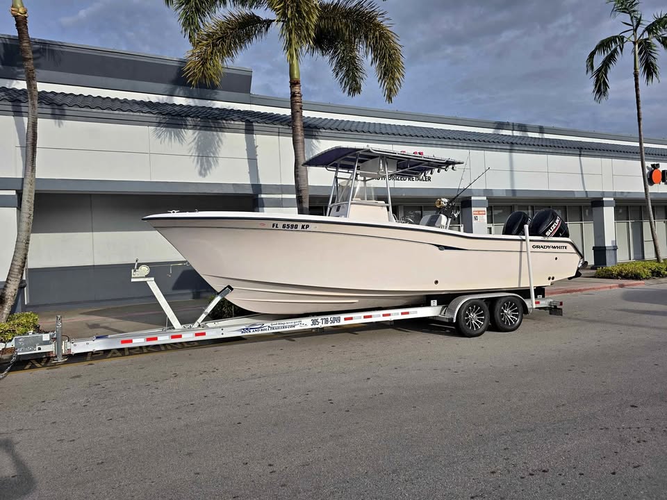 1998 Grady-White chase 263 for sale in Homestead, FL