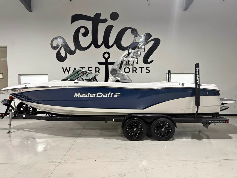 2019 Mastercraft XT25 for sale in Lewisville, TX