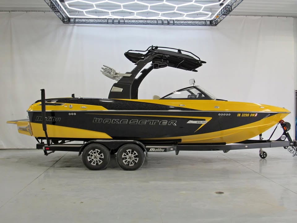 2015 Malibu 23 LSV for sale in Atlanta, IN