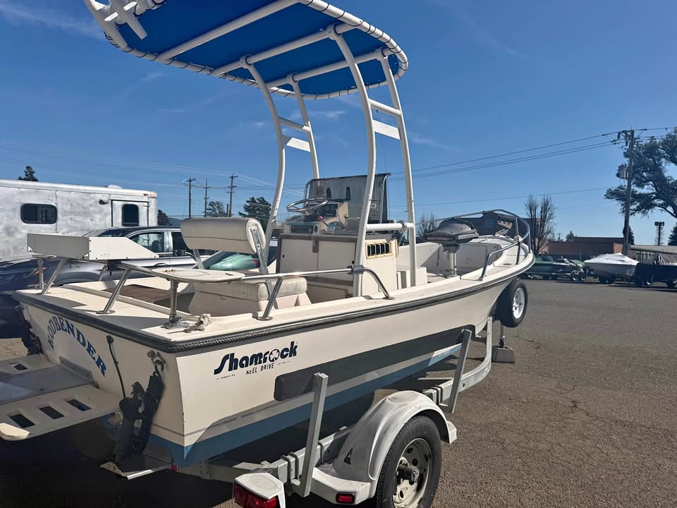 1988 shamrock 17ft boat (98 hours only on motor) for sale in Santa Rosa, CA