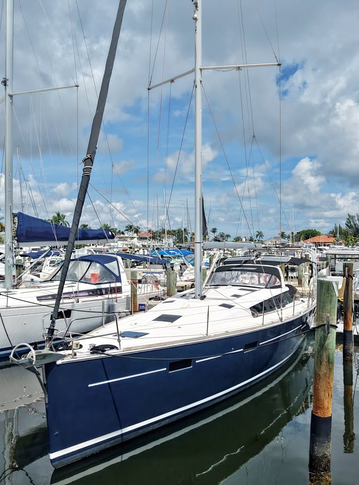 2013 BENETEAU 46 Sense - located in Hollywood FL for sale in Fort Lauderdale, FL