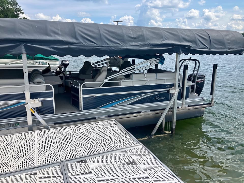2021 Qwest/Apex Lanai for sale in Rockford, MI