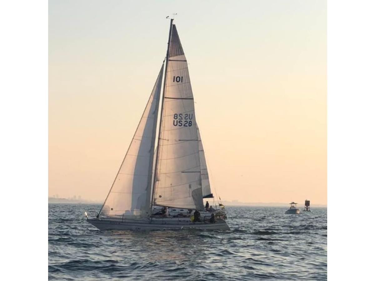33' Aphrodite 101 for sale in Massachusetts
