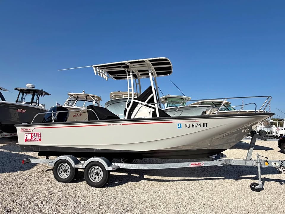 2023 Boston Whaler 210 Montauk for sale in Brick, NJ