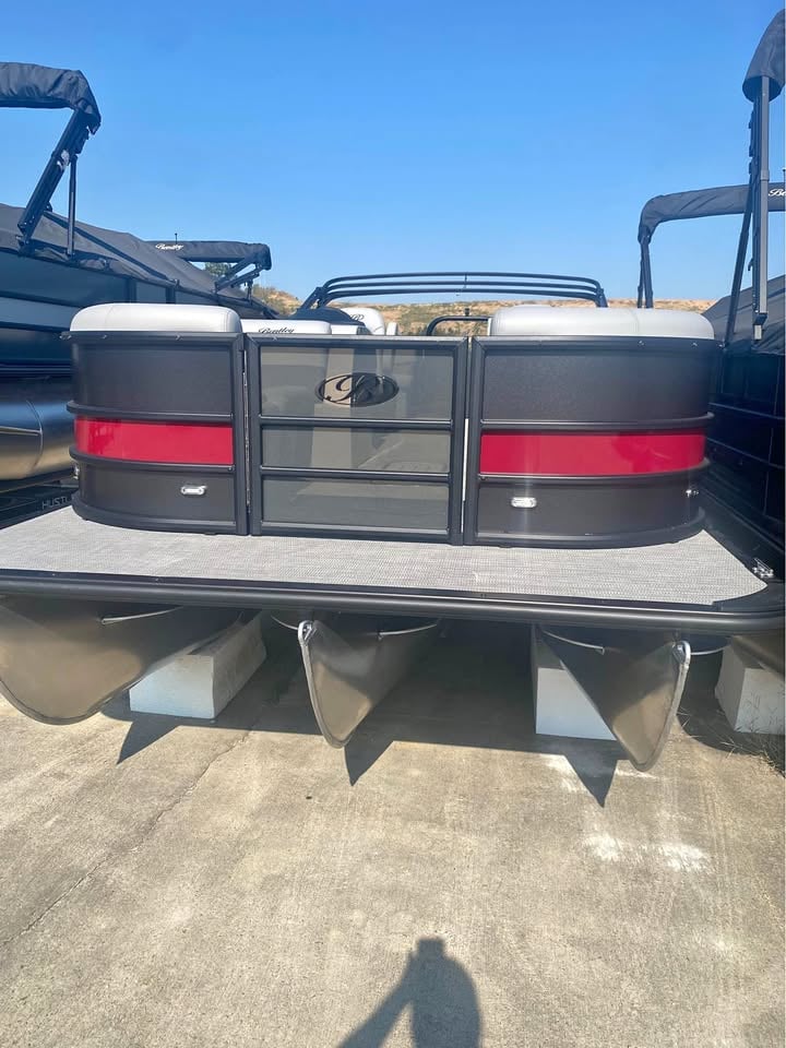2027 Bentley Legacy 243 Navigator for sale in Farragut, TN