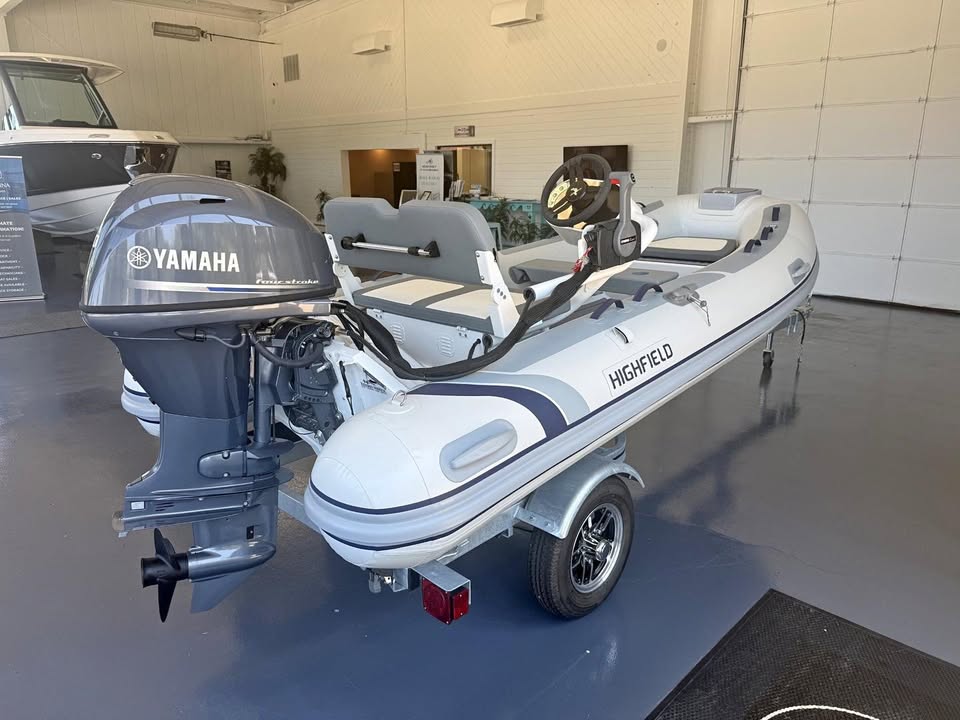 2025 Highfield CL380 FCT — 30HP Yamaha | Console RIB | for sale in Harrison Twp, MI