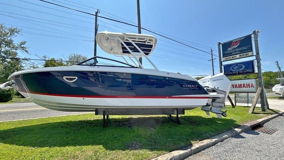 2026 Cobalt R8 Outboard Coastal Edition Bowrider for sale in Manahawkin, NJ