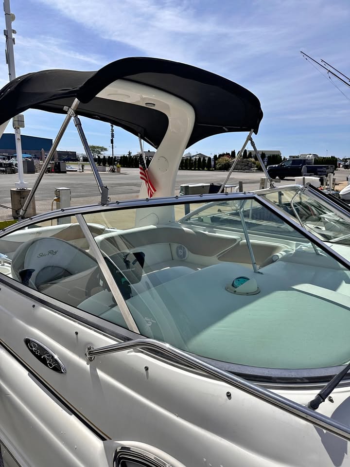2003 SEA RAY 260 SUNDANCER for sale in Babylon, NY