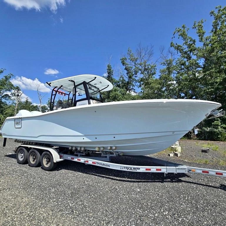 2027 Sea Hunt Ultra 305SE for sale in Toms River, NJ