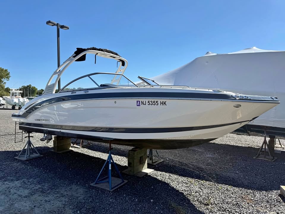 2016 Chaparral 250 Suncoast for sale in Tuckerton, NJ