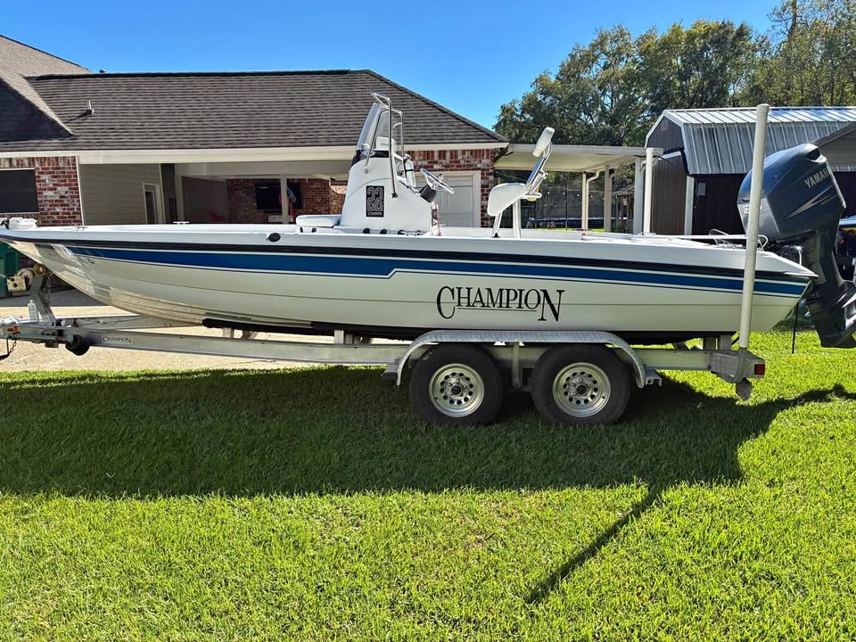 2005 Champion Bay Champ 22’ for sale in French Settlement, LA
