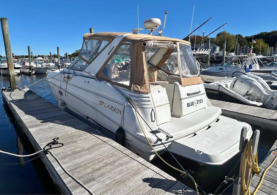 2002 Larson 330 Cabrio for sale in Newport, RI