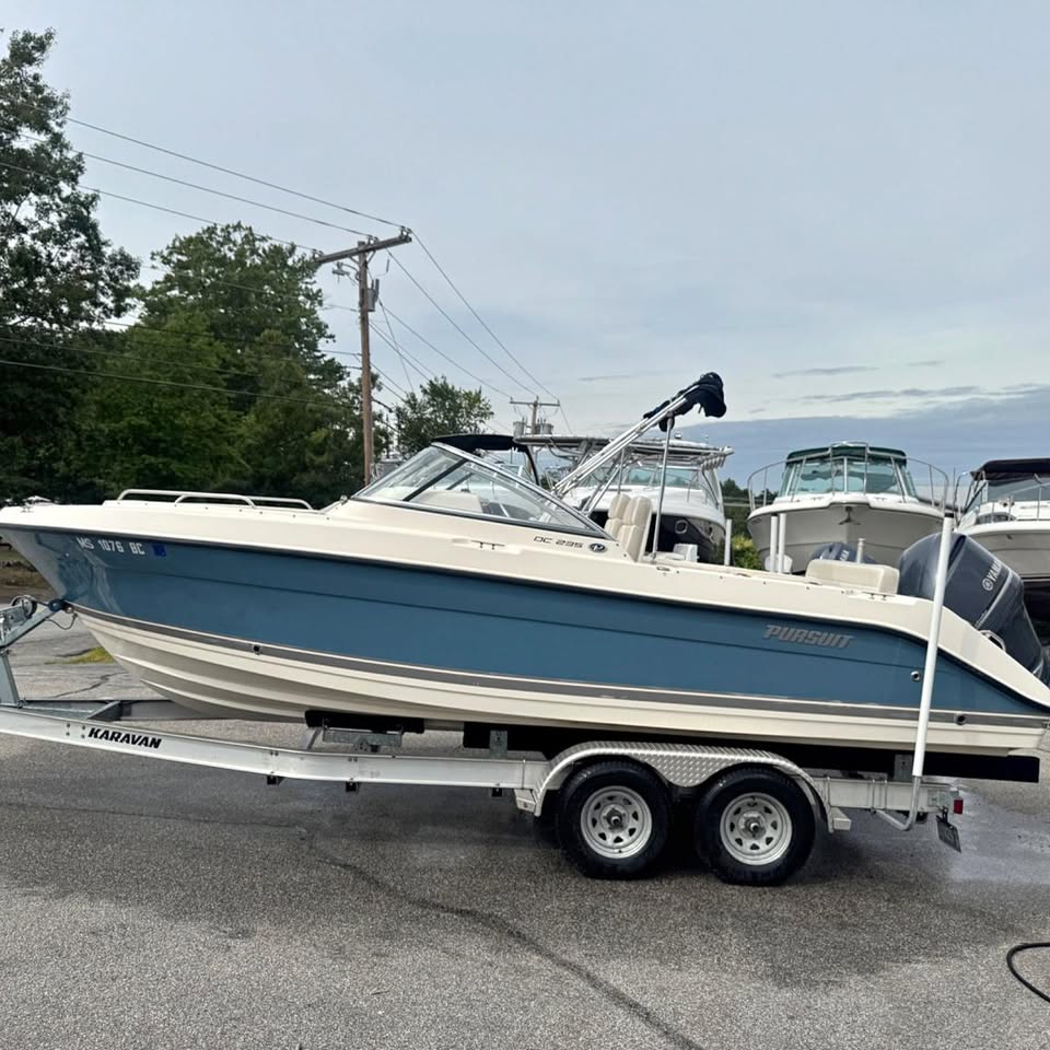 2013 Pursuit DC 235 Dual Console for sale in Seabrook, NH