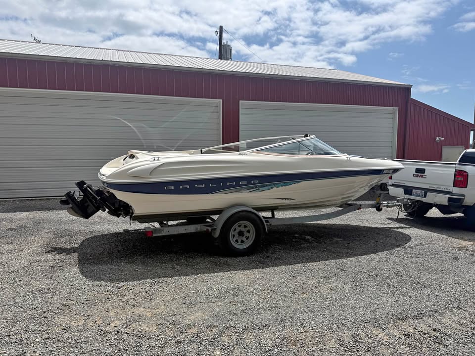1998 Bayliner Capri for sale in Marysville, WA