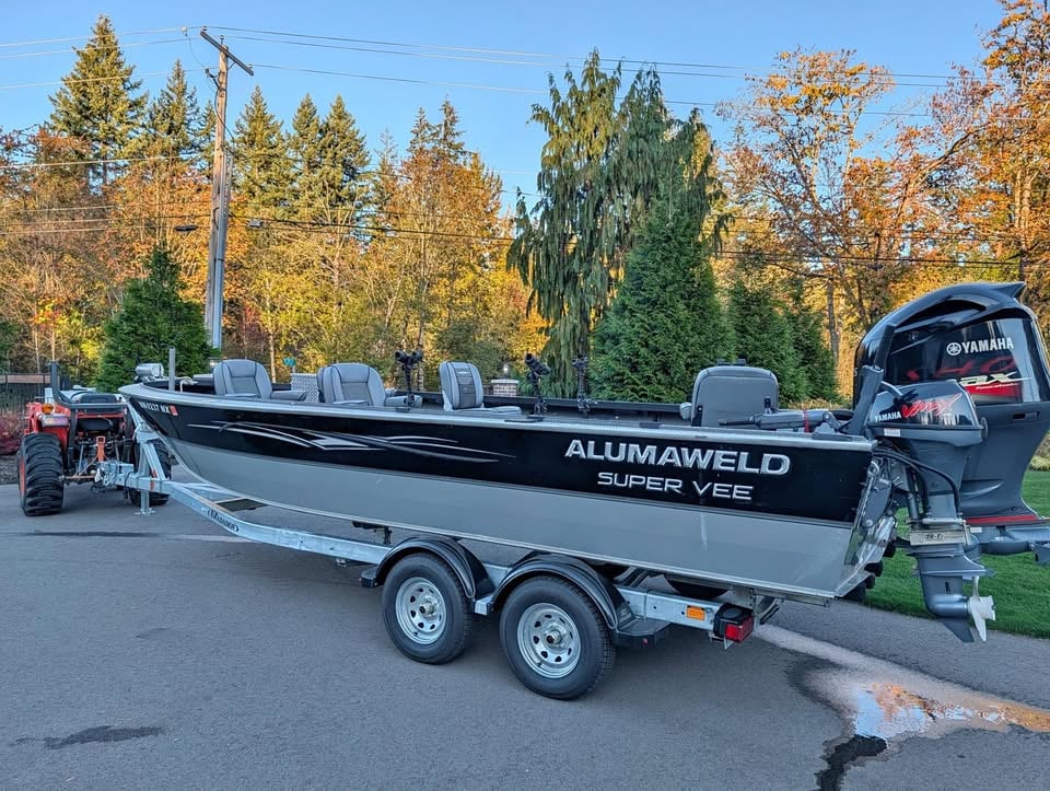 2008 Alumaweld super vee pro elite 23 for sale in Maple Valley, WA