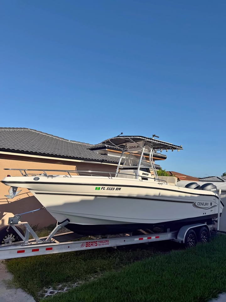 2006 Century 2600 cc for sale in Cutler Bay, FL