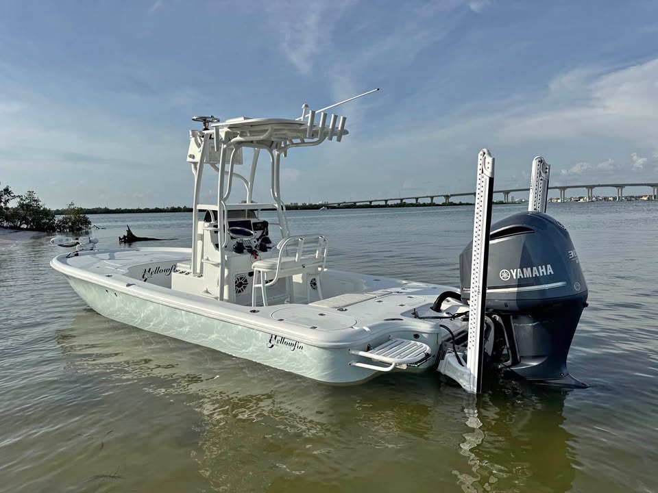 2012 Yellowfin 24 bay for sale in St Petersburg, FL