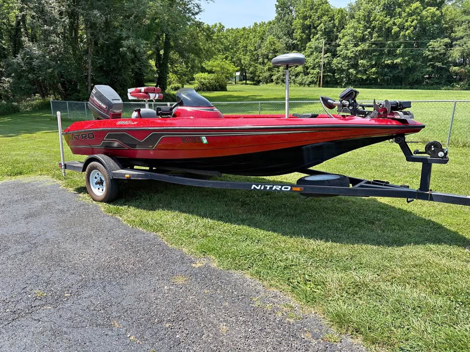 1998 Nitro 640LX for sale in Charlestown, IN