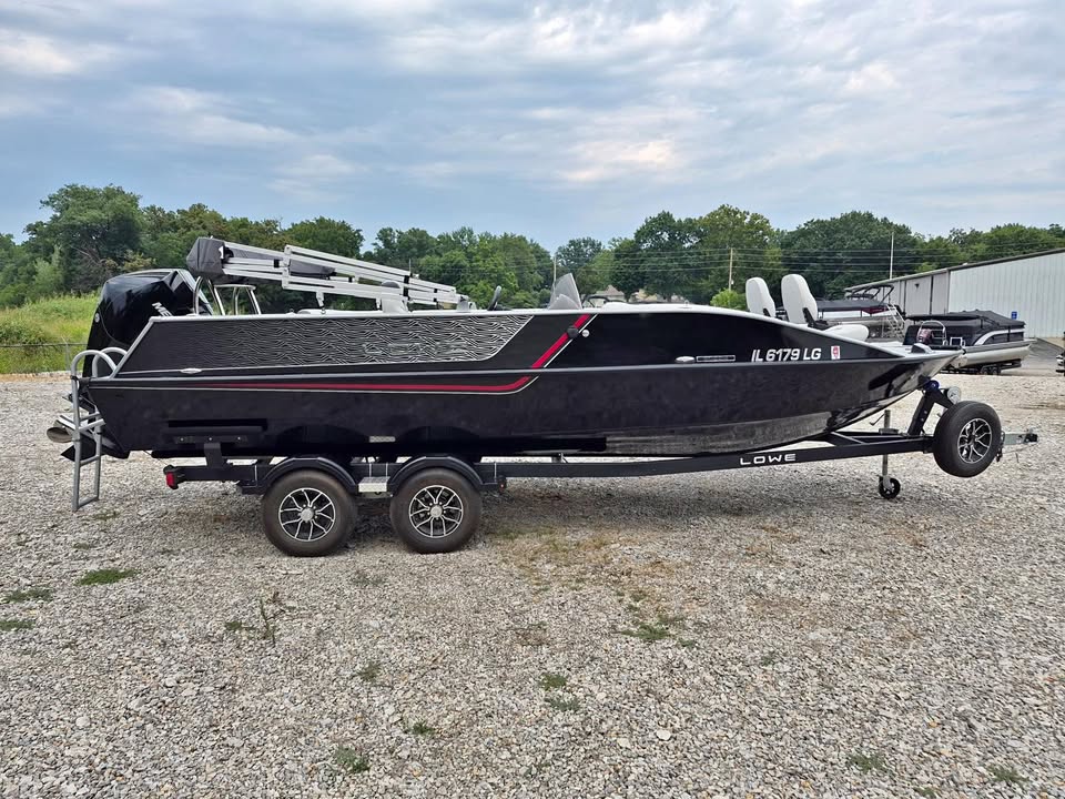 2025 Preowned Lowe SD224~200HP MOTOR W/ 20 HOURS +TANDEM TRAILER for sale in Smithville, MO