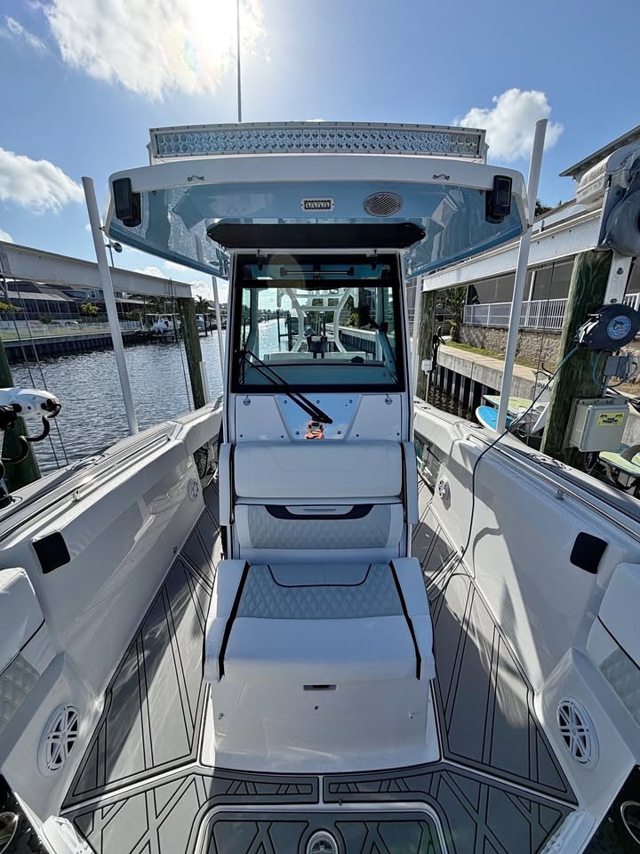 2024 BLACKFIN 272 CC for sale in Ruskin, FL