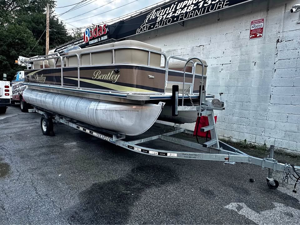2004 Bentley Pontoon 20 for sale in Peekskill, NY