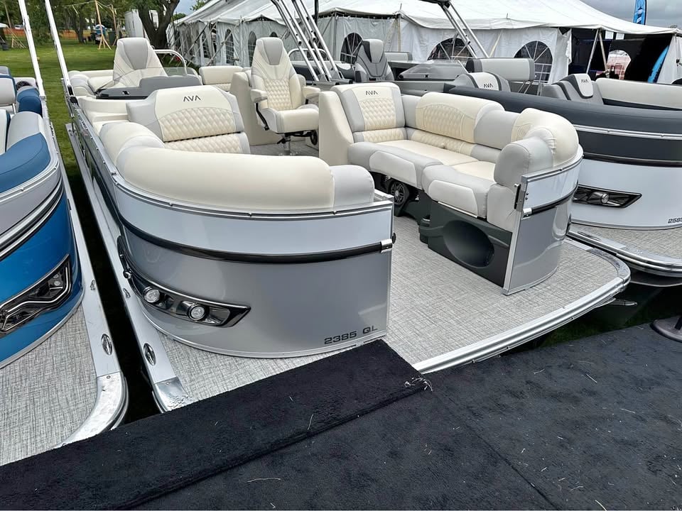 2026 METRO BEACH BOAT SHOW Avalon 2385 Catalina QL for sale in Waterford, MI