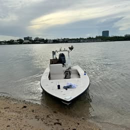 1992 Lake and Bay boca grand 21 for sale in North Miami, FL